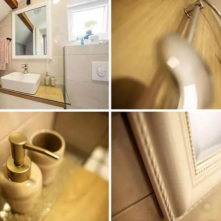 アパート I & J *