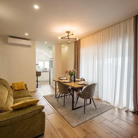 I & J Apartamento